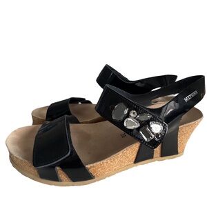 Mephisto  Morgana wedge sandals